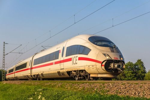 ICE 3 der Deutschen Bahn